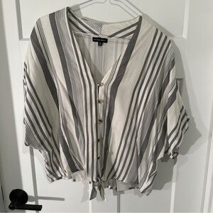 Style Envy Gray Striped Button-Down Short Sleeve Blouse